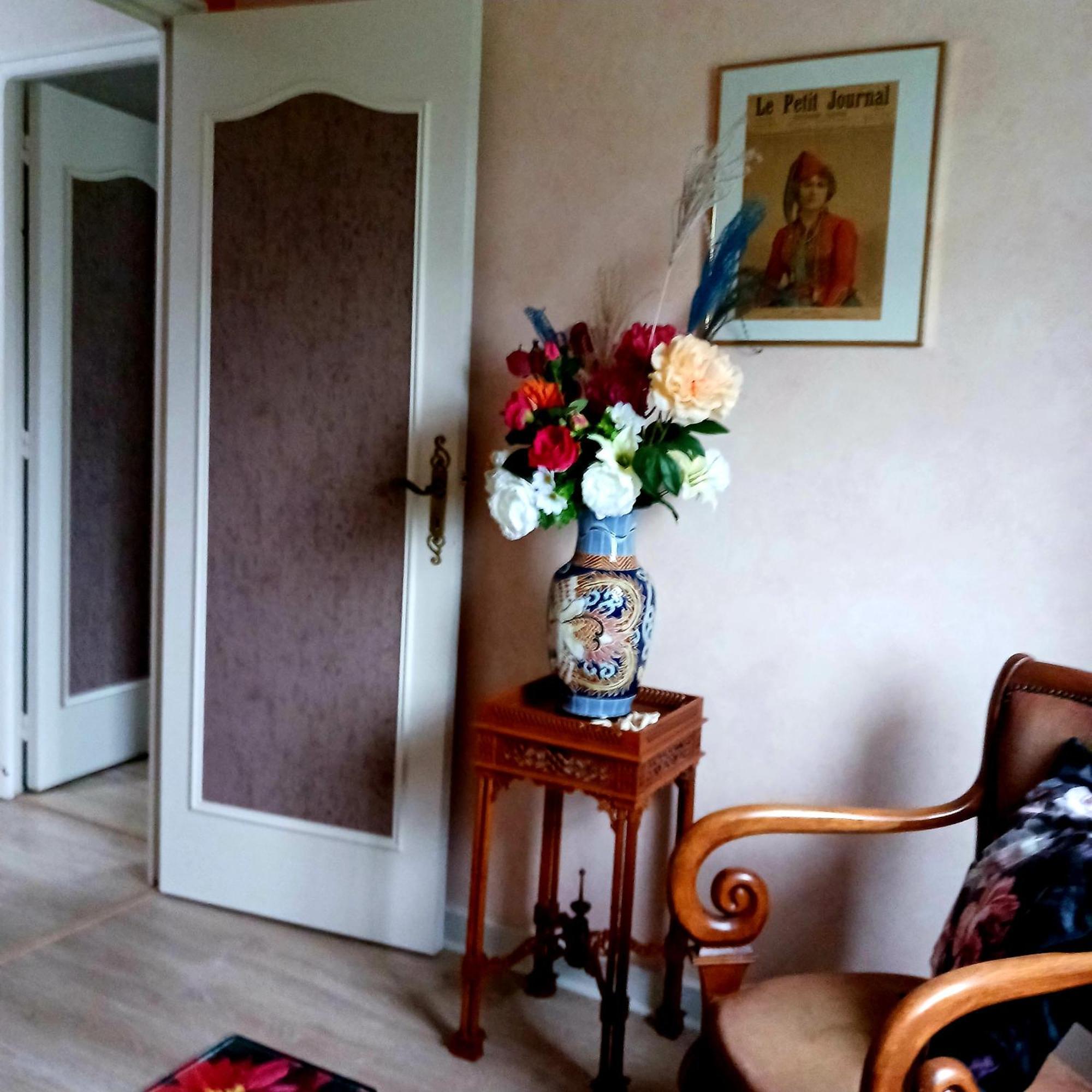 Chambre D'Hotes Avec Petit Dejeuner Compris A Mégrit Esterno foto